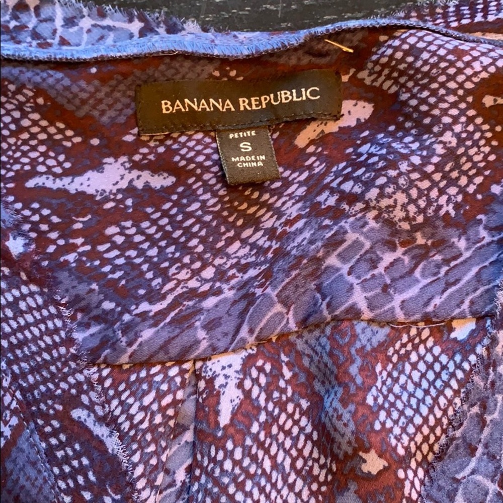 Banana Republic Python Pattern Blouse Small - image 5